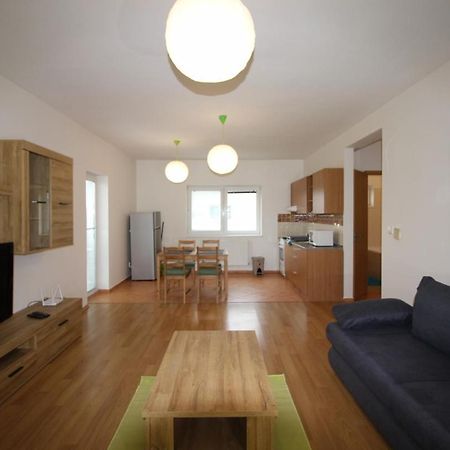 Apartman 502 Ruzindol 외부 사진
