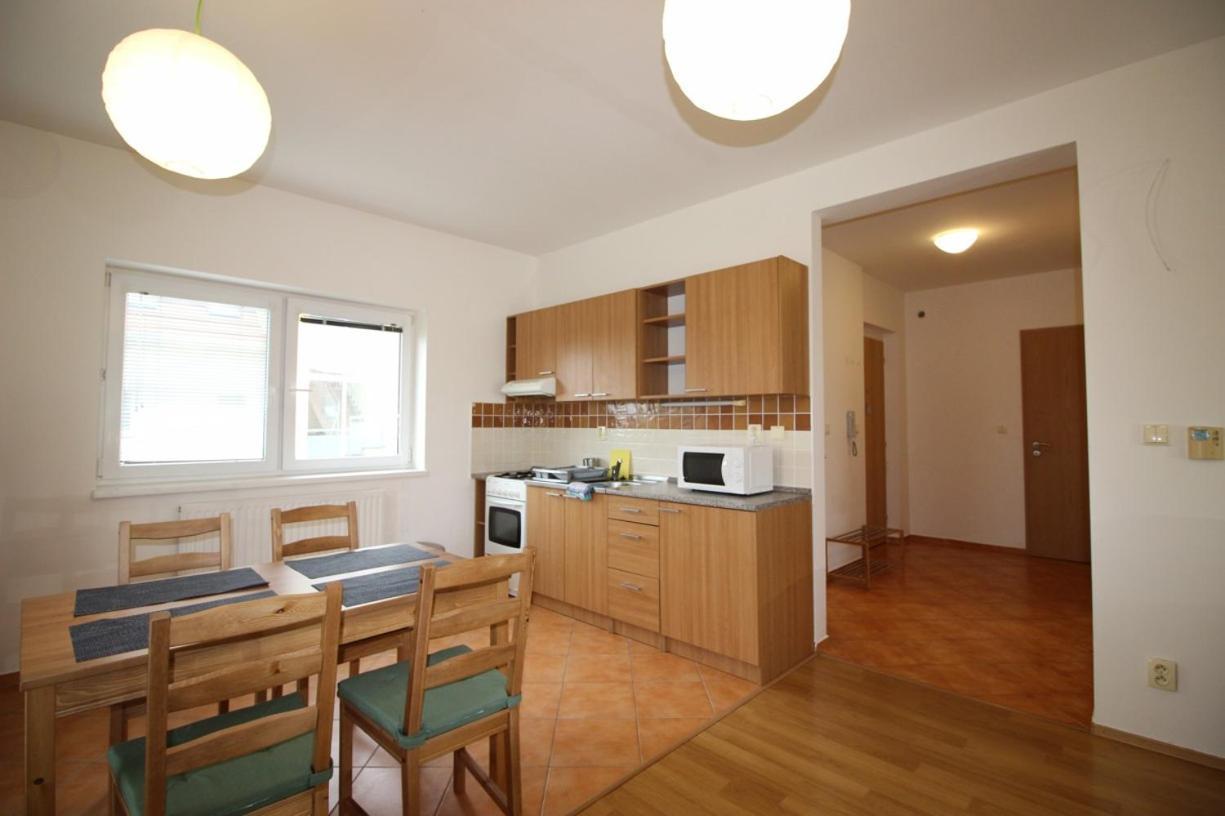 Apartman 502 Ruzindol 외부 사진